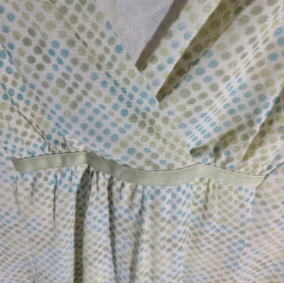 Adorable xlg top, sheer overlay lined - Picture 2 of 6